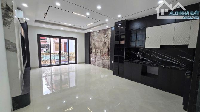 BÁN NHÀ MẶT PHỐ, Ô TÔ TRÁNH, KINH DOANH, 60M2X 5T THANG MÁY MỚI KOONG GIÁ 18,5 TỶ - 4