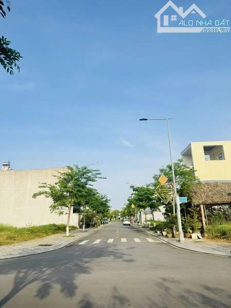 Lô đất đối diện cổng khu công nghiệp Tam Phước Đồng Nai, cách QL51 200m,giá 1ty4,SHR - 3