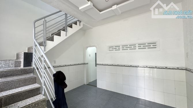 Bán Nhà Mặt Tiền Bùi Huy Bích Đông Mương Hòn Xện Bắc Nha Trang - 4