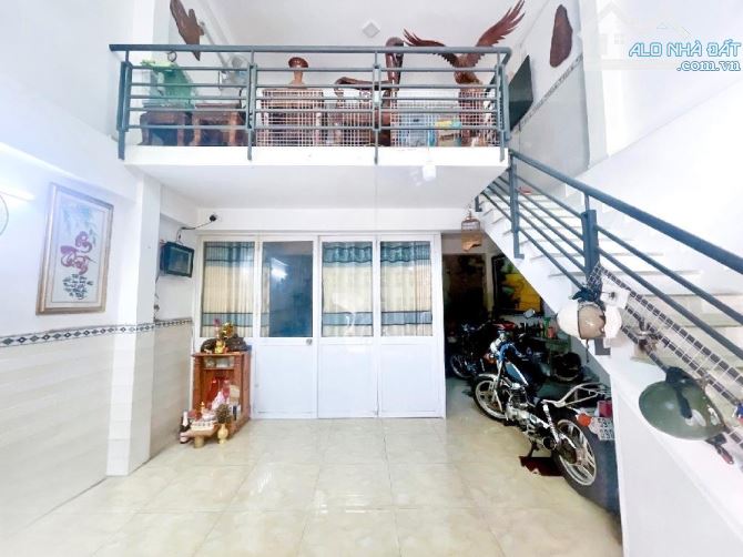 PHẠM VĂN ĐỒNG - NGAY CV GIA ĐỊNH - GÒ VẤP - HXT 6M GẦN MT - 5 TẦNG - KINH DOANH + VP - NGA - 4