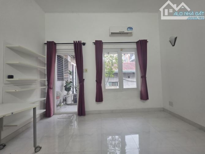 Bán gấp nhà hẻm xe hơi Quận 3 - Công nhận 84m2 (6 x 14) - Vị trí ngay Vòng Xoay Dân Chủ. - 4