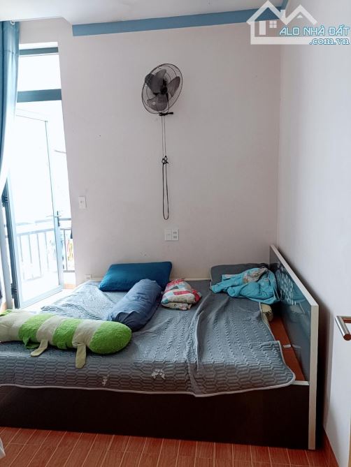 Nhà Riêng 3 tầng Linh Xuân,60m2, HXT,Sổ hồng Riêng, chỉ 5 tỷ - 4