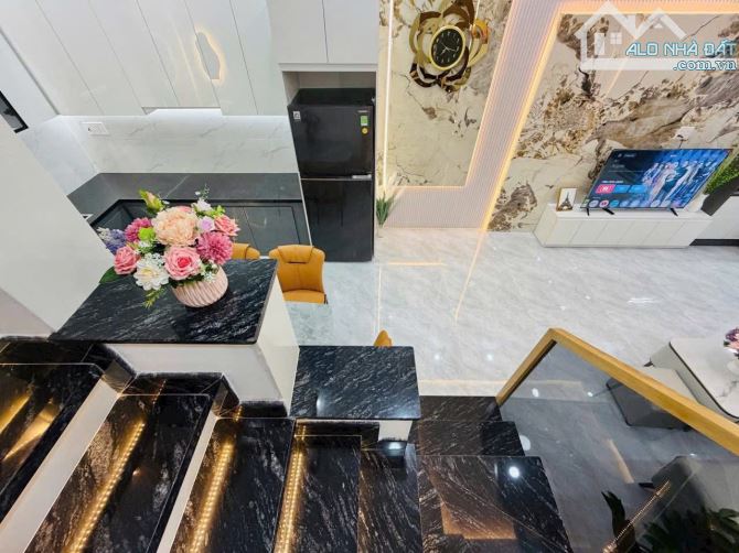Chốt ngay nhà 53.3m2 ngay Nguyễn Văn Lượng, Gò Vấp. Giá: 2 Tỷ 850. Có SHR, hẻm 5m thông - 4
