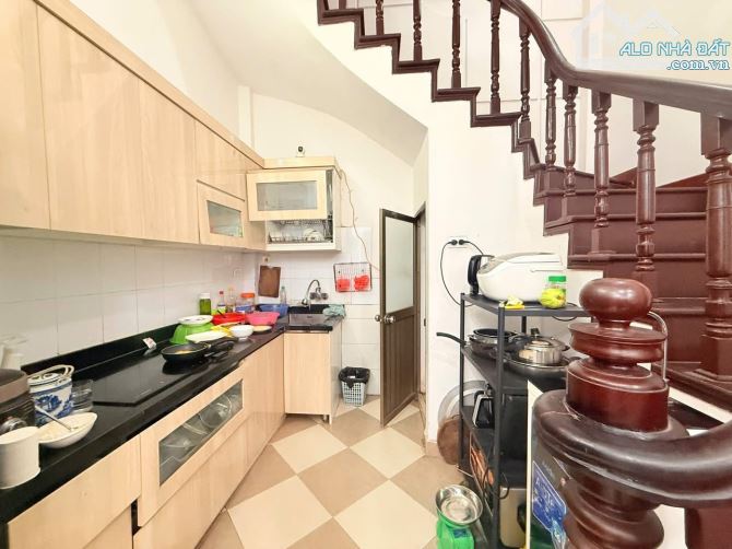 ĐỘC HIẾM Đội Cấn! NGÕ 279 RỘNG NHƯ PHỐ - Ô TÔ TRÁNH NHAU - KINH DOANH SẦM UẤT - 45m² x 5 T - 4