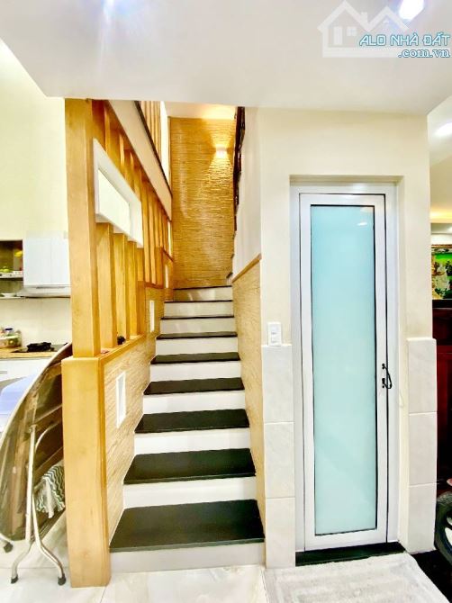 BÁN NHÀ 4 TẦNG TÂY LÂN - 50M2 - 6PN - NHỈNH 5 TỶ - ĐƯỜNG 8M - 4