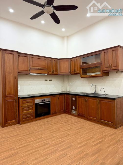 BÁN NHÀ KIỆT THÔNG ĐƯỜNG HOÀNG DIỆU ĐẦY ĐỦ CÔNG NĂNG CHỈ VÀO Ở CHỈ NHỈNH 4 TỶ - 4
