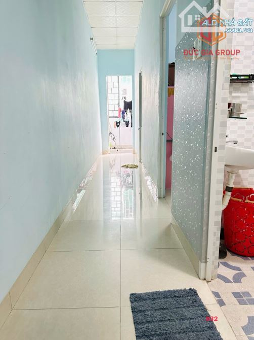 Bán nhà 1 trệt 1 lầu trong KDC Tân Phong vị trí gần công viên giá 4,3 tỷ - 4
