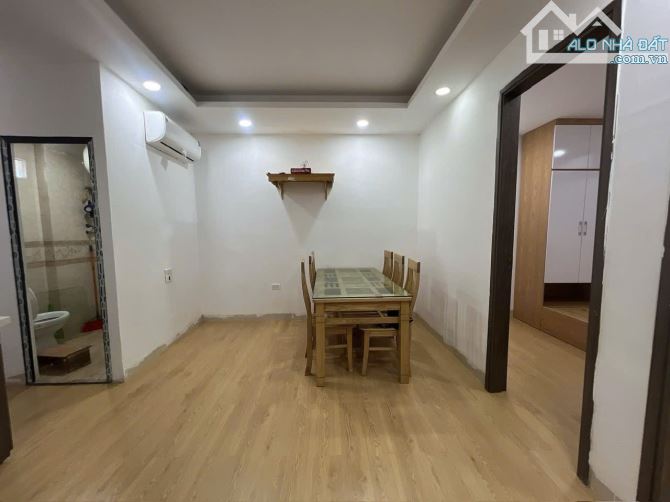 Cho thuê - Căn 2 ngủ và 3 ngủ ở Phố Vọng và Minh Khai - 4