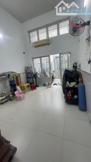 Cần bán gấp nhà gần mặt tiền Dương Bá Trạc (P1, Q8) gần 100m2 [3.8m x 25m] chỉ 6 tỷ 8 (TL) - 4