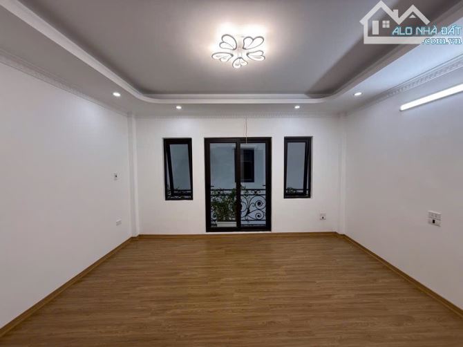 BÁN NHÀ VŨ TRỌNG PHỤNG, 48M² X 4 TẦNG, GẦN Ô TÔ,BÃI GỬI XE CHỈ 9 Tỷ - 4