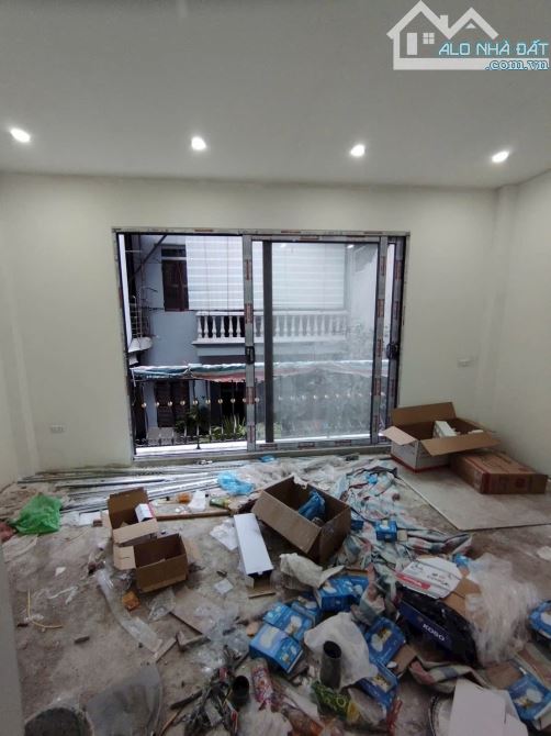 bán nhà Mặt ngõ Đốc Ngữ, Ba Đình DT 27m ( từ T2 30m) 6 Tầng, MT 5.2m 🧧Gia 9.85 tỷ - 4