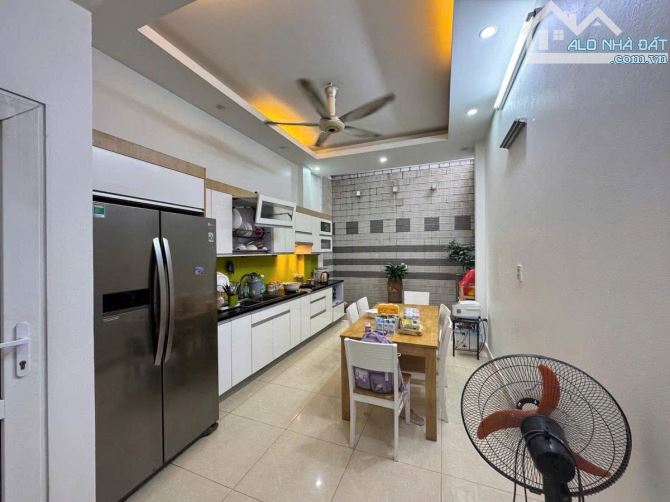 bán nhà Ngõ 466 Đê La Thành, Đống Đa DT 60m, 4 Tầng, MT 3.5m, 🧧Gia 19,5 tỷ - 4