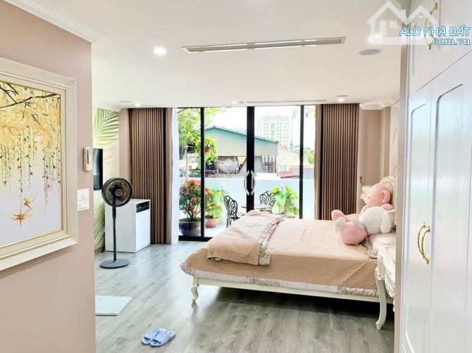 Hoa hậu Bồ Đề, nhà lô góc kiểu mới, 90m2, 7 tầng gara ô tô, ngõ ô tô thênh thang, 28.5 tỷ - 4