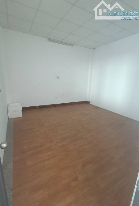 NHÀ MẶT TIỀN ĐƯỜNG LÊ THỊ HỒNG GẤM- GẦN THỊ TRẤN HÓC MÔN – DIỆN TÍCH 7x26M – 7,5 TỶ TL - 4