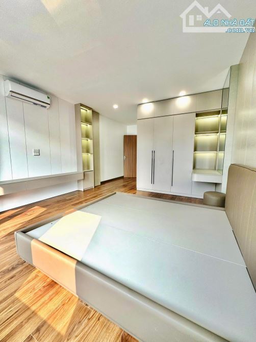 8T thang máy Tôn Đức Thắng, ô tô tránh, gara, thông sàn, ở kết hợp KD, 69m2 - 4