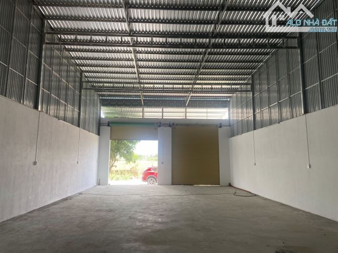 Bán lại cái kho xưởng 189,6m2, Xã Tân Phú Trung, SHR, Giá chỉ 950 Triệu. - 4