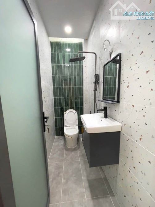 BÁN NHÀ MỚI 2 TẦNG ĐÚC BTCT  TÂN HƯƠNG HẺM NHỰA 8M THÔNG 4X14M2 SÔ VUÔNG A4 GIÁ 6 TỶ - 4