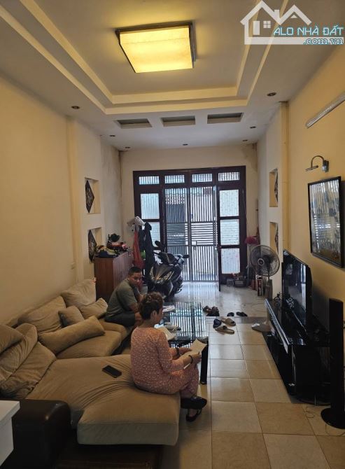CỰC PHẨM KHƯƠNG ĐÌNH 47M2 GẦN PHỐ GẦN Ô TÔ ĐỖ SỔ VUÔNG ĐẸP GIÁ ĐẦU TƯ CHỈ 7.8 TỶ - 4