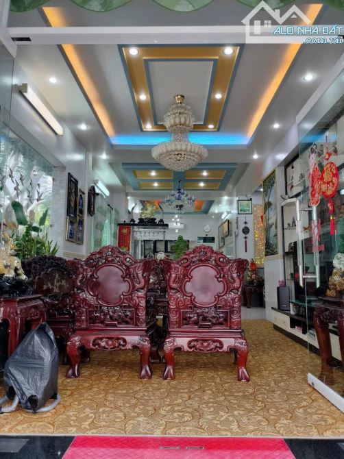 BIỆT THỰ SÂN VƯỜN MẶT TIỀN RỘNG 16M – DT 384.6M2 (12mX32.05m) 4 TẦNG - 4