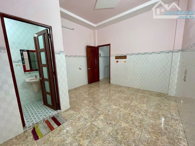 CHÁY BỎNG ! NHÀ BÁN ĐƯỜNG SỐ 3 Q6 (4X20) 5 TẦNG. CHỈ 11,5 TỶ - 4
