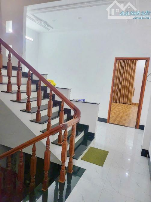 Bán Nhà 1 Trệt 2 Lầu Đường B3 (Đoạn Ngoài) - KDC Hưng Phú 1 - P. Hưng Phú - TP. Cần Thơ - 4