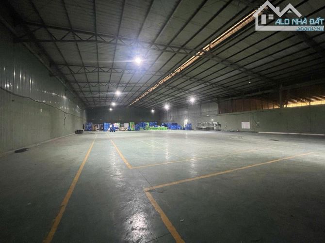 *Cho thuê kho xưởng*1800m2 gần Phạm Văn Đồng, Linh Trung, Quận Thủ Đức - 4