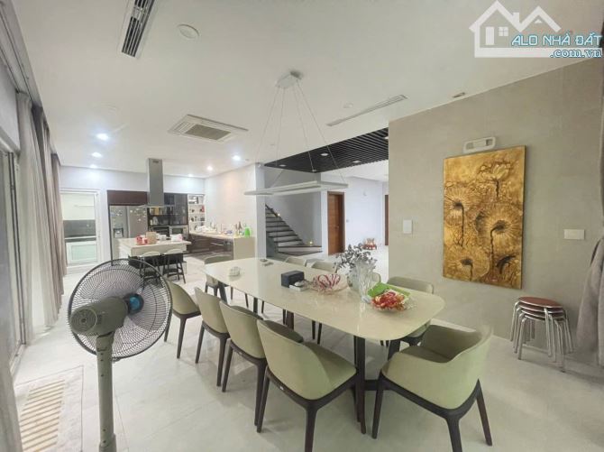 (LÔ GÓC) Bán BT Đơn Lập Vườn Mai Ecopark 325mx4T MT 18m NT Cao Cấp Yên Tĩnh Nghỉ Dưỡng - 4