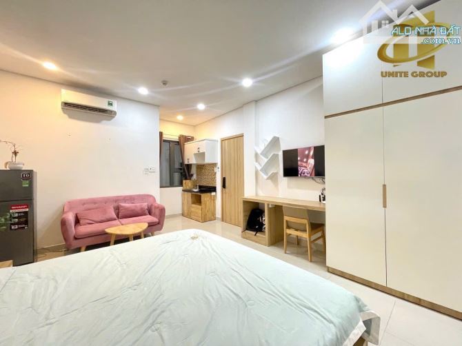 CHO THUÊ CĂN STUDIO FULL NỘI THẤT CỬA SỔ Ở SÁT QUẬN 1 - 4