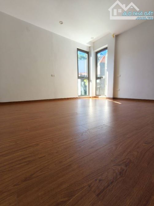 Thạch bàn - ô tô đỗ cổng, 15m ra ô tô tránh, 1km đến Aoen, giao giữa cổ linh với QL5 - 4