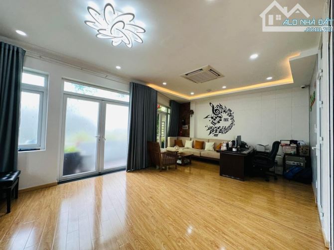 Hẻm kinh doanh Hoàng Hoa Thám, 156m2, ngang 7M, giá 22.99 tỷ - 4