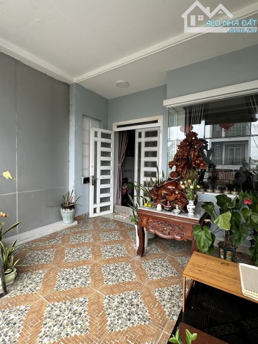 NHÀ MỚI ĐẸP TRỆT LẦU HẺM Đ.HOA VIÊN THÀNH ĐẠT GẦN ĐH Y DƯỢC, ĐH CẦN THƠ, ST LOTTE - 4