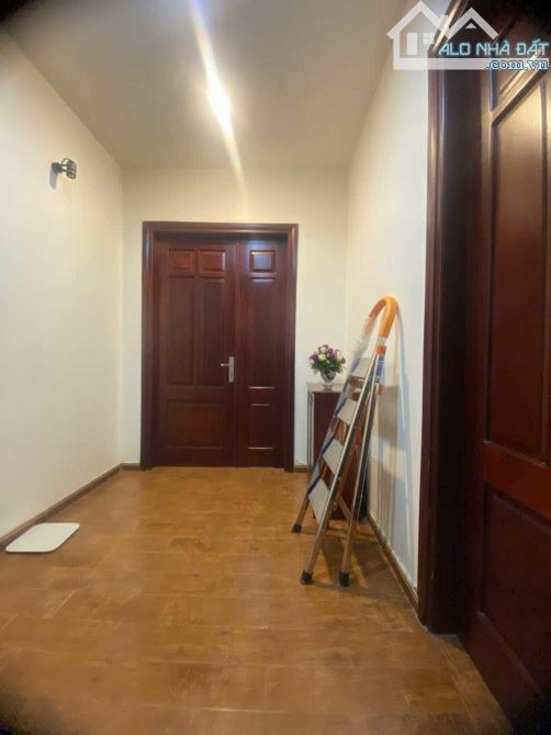 Hoàng Cầu 77m² mặt tiền 5m ngõ ô tô tránh sát hồ giá 23,3 tỷ hàng kín - 4