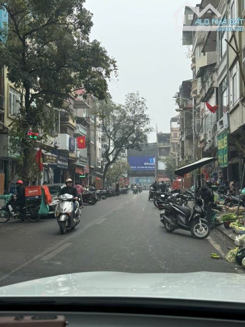 Siêu phẩm mặt phố Đặng Trần Côn- Cát Linh- Đống Đa- 500m2- 3 tầng KD đỉnh giá nhỉnh 190 tỷ - 4
