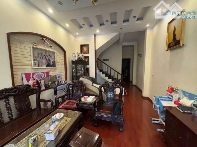 Chùa Láng 75m² 5 tầng lô góc ngõ phân lô ô tô tránh vị trí vàng giá 24 tỷ - 4