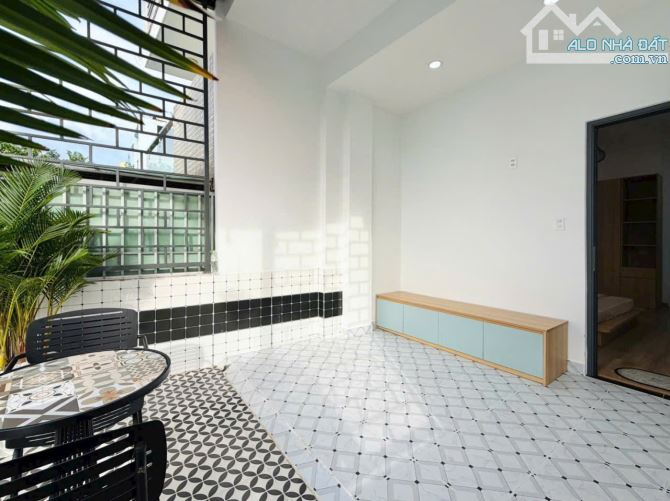 Bán nhà hẻm xe hơi 4,5m thông đường Bùi Quang Là, P.12, 3,7 x 20, 2 tầng giá 6.4 tỷ tl - 4