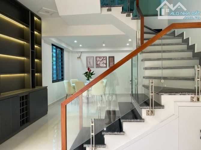Bán nhà Vĩnh Cát, Vĩnh Niệm, Lê Chân, Hải Phòng. 4 tầng, 41m2, 3,86 tỷ. Ngang 4,27m, ngõ 2 - 4