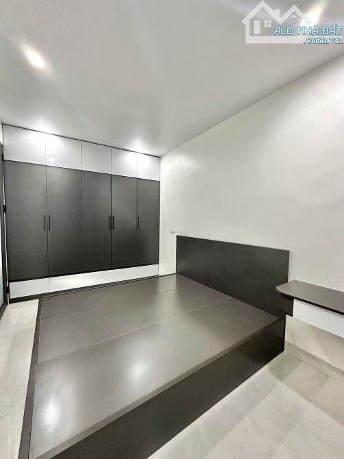 BÁN NHÀ ĐẸP 3.05 TỶ 3 TẦNG 58M2 ( ĐÔNG NAM) NGÕ TRƯỜNG CHINH - 4