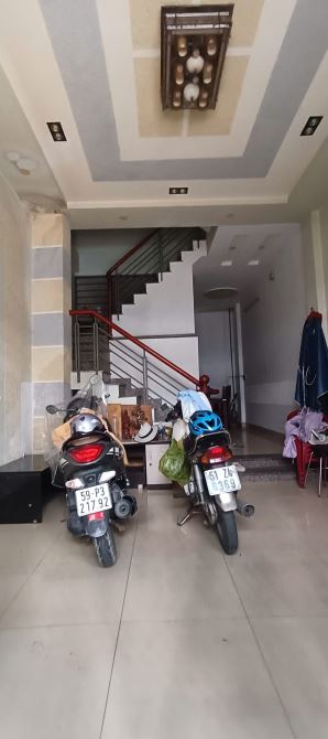 NHÀ ĐÚC 3,5 TẤM - 4X11 - HẺM XE HƠI THÔNG ĐƯỜNG SỐ 20 P.BHHA GIÁ 5,35 TỶ TL - 4