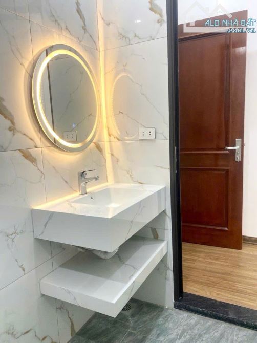 Bán gấp nhà đối diện khu chung cư 87 Lĩnh Nam. Ô tô 4 chỗ đỗ cửa, 71m2 giá 18 tỷ. - 4