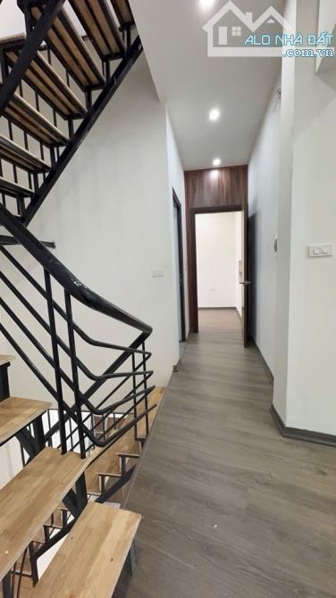 BÁN CĂN HỘ DÒNG TIỀN ĐƯỜNG VÕ CHÍ CÔNG, NGHĨA ĐÔ, CẦU GIẤY, 58M2 4 TẦNG, GIÁ 9,5 - 4
