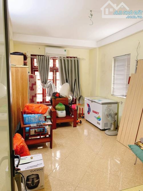 Bán nhà mặt ngõ Tam Trinh, Hoàng Mai. Nhà đẹp, mặt tiền rộng. 62m2 giá 10 tỷ. - 4