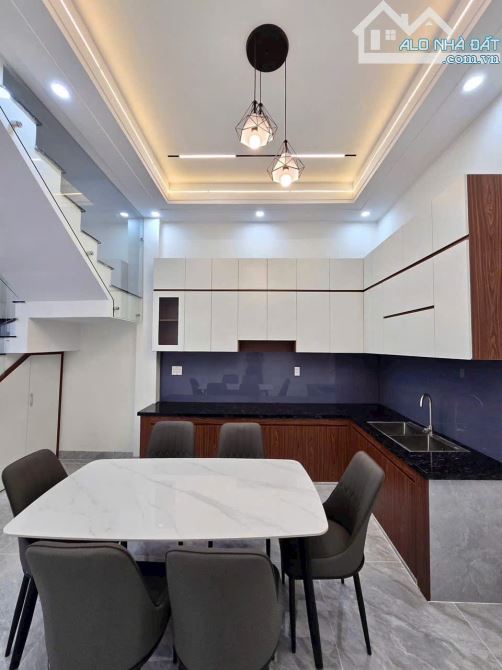 Bán nhà 3 Tầng Trung Tâm Biên Hòa,SHR hoàn công,đường 2 ô tô,gần Cầu Hang - 4