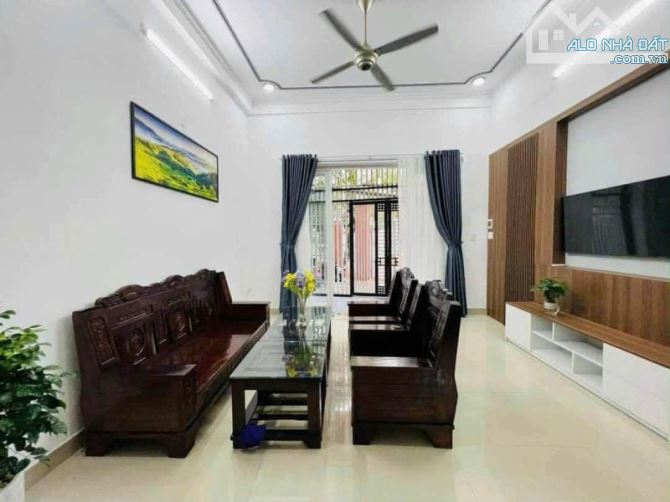 ♥ Kiệt 3m Thái Thị Bôi, thông ĐBP, 60m2, 2 tầng đẹp thoáng, 3PN, 3.55 tỷ - 4