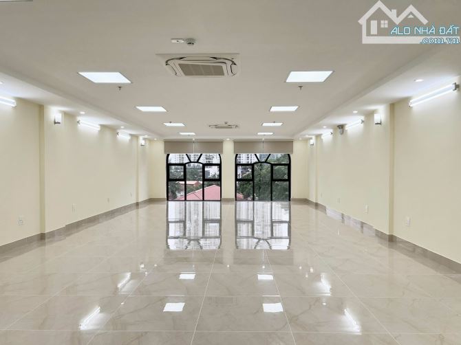 Bán Nhà Mặt Phố Trung Văn. 8 Tầng Thang Máy, 2 mặt tiền. 144m2- MT:7,1m - 4