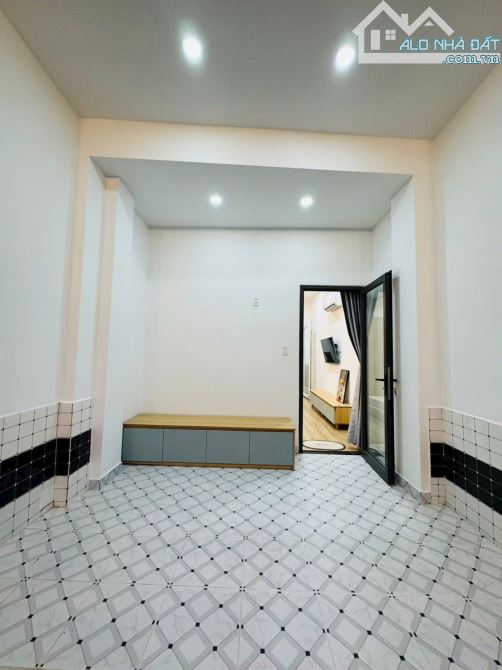 Bán Nhà Đường Nguyễn Tư Giản - Gò Vấp - Có Phòng Ngủ Tầng Trệt - 67m²(3,5 x 19) 2Tâng - 5