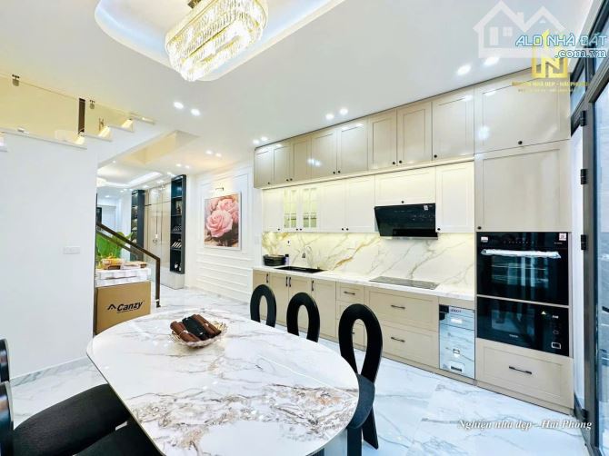 Bán nhà 4 tầng thiết kế hiện đại ngõ to thông các ngả, tại đường Đà Nẵng - 5