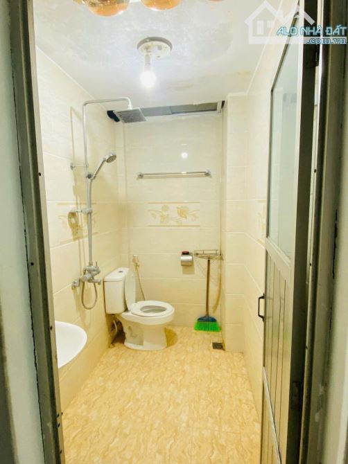 Phân Lô Ôtô tránh Nguyễn Chí Thanh, ngõ thông thứ phía, vỉa hè KD, DT 37m2, Giá 16 tỷ - 5