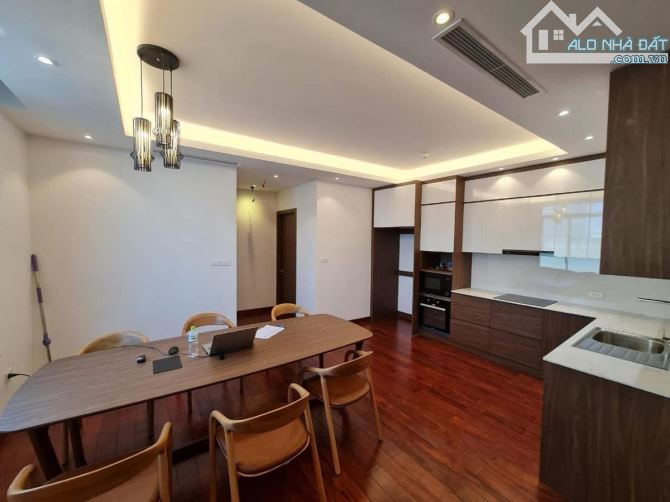 MP HOÀNG CẦU - 9 TẦNG THANG MÁY - MẶT TIỀN QUYỀN LỰC - VIEW HỒ - VỈA HÈ RỘNG - KINH DOANH - 5