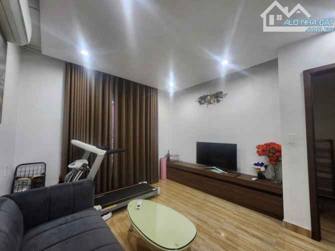 N4519 CHO THUÊ NHÀ khu vực Văn Cao FULL ĐỒ Oto đỗ cửa - 5