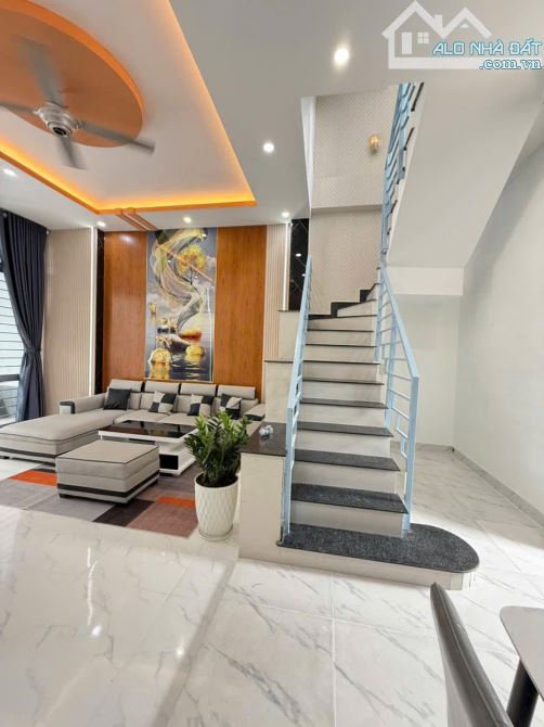 Nhà đẹp, đường rộng, (5x11) trệt, 2 lầu, 4PN, 3WC, Sổ riêng, Thạnh Lộc 16, Q12 - 5